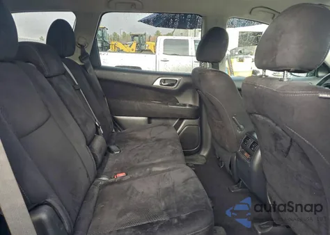 2016 Nissan Pathfinder S z USA, uszkodzony, nr VIN 5N1AR2MM6GC610900